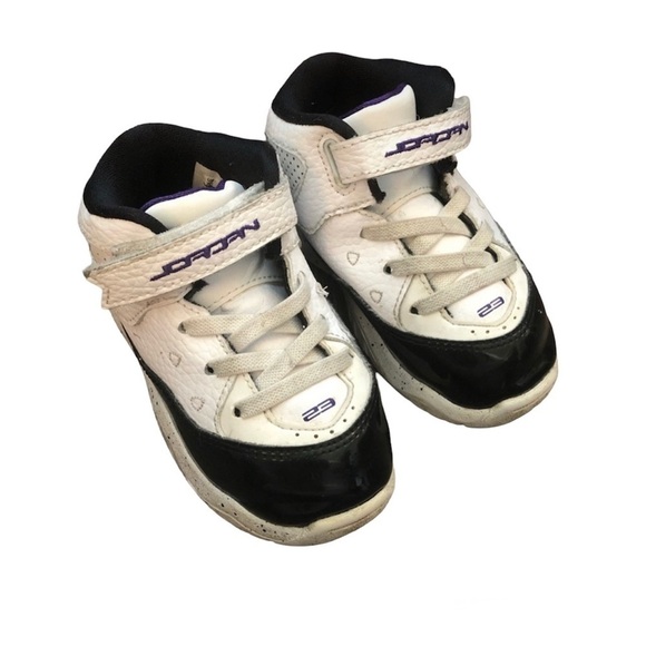 Jordan B’Loyal White/Black/Purple Sneakers - Picture 1 of 8